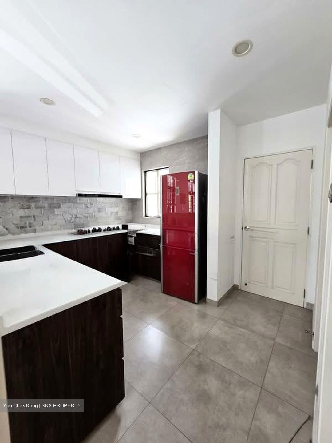 Charlton 18 (D19), Terrace #558270731